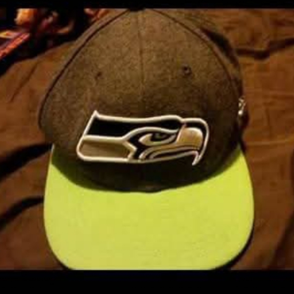 New Era Black and Gray Cap
